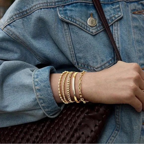 Chic Gold Bracelet Collection - Picture 2 of 2